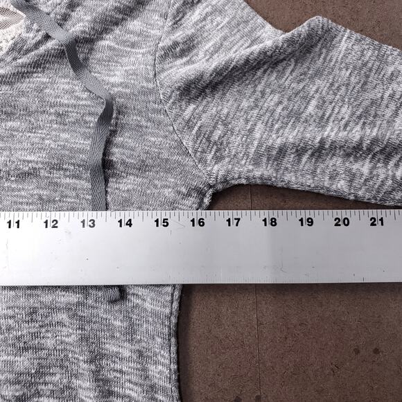 Miss Chievous Hoodie Womens M Gray Lace Crochet Back Pockets Casual Athleisure - Picture 4 of 13